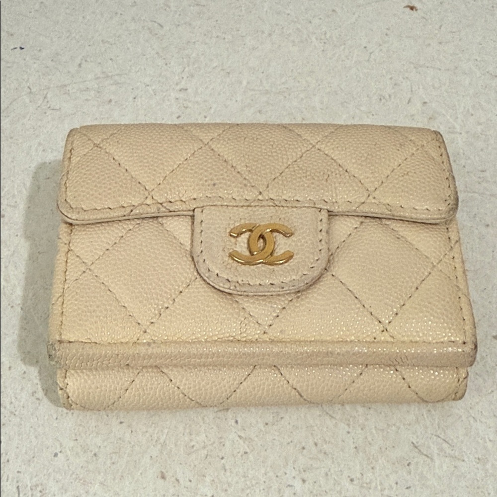 Chanel White Caviar Quilted Trifold
Wallet